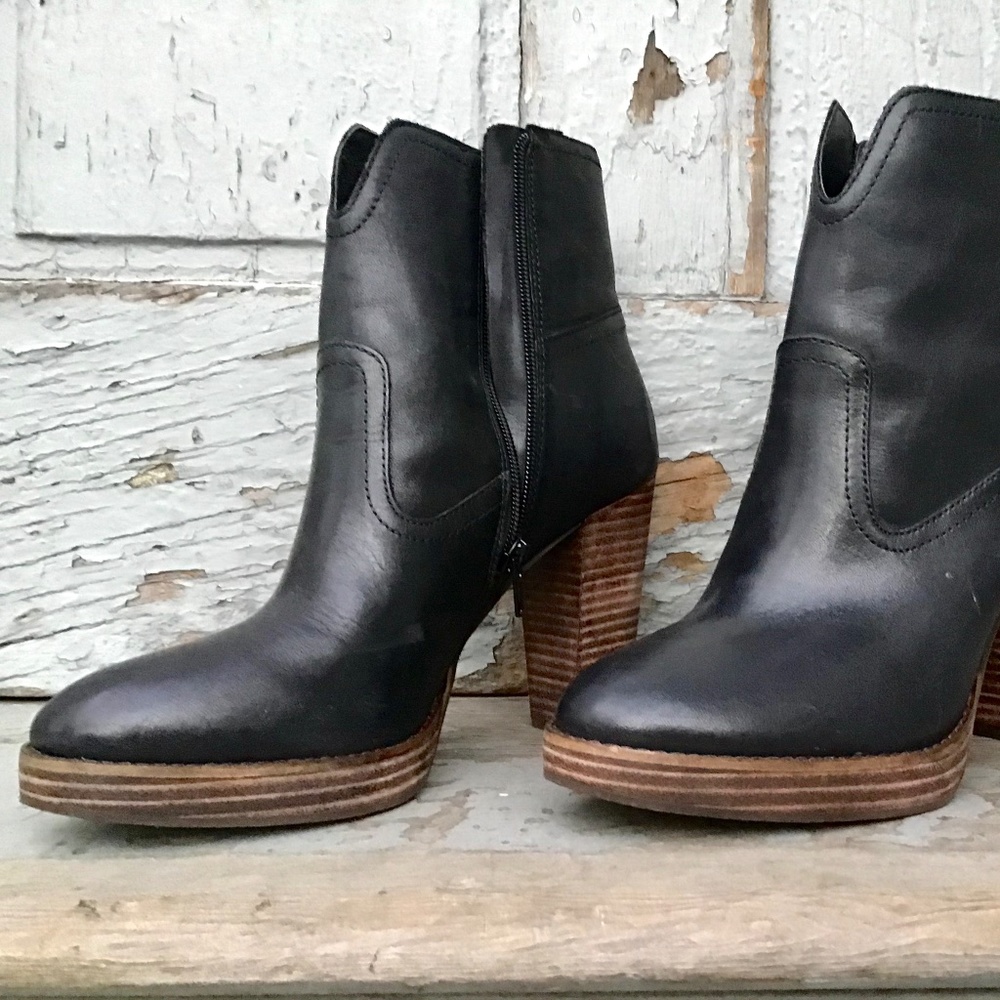 Lucky Brand Queys Platform Bootie